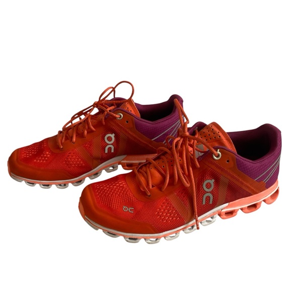 On Cloudflow Swiss Engineering Women’s Sneaker Shoes Size W 7.5 - Picture 2 of 13